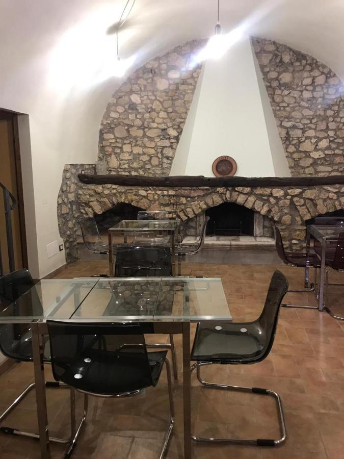La Colombaia Bed & Breakfast Cascia Exterior photo